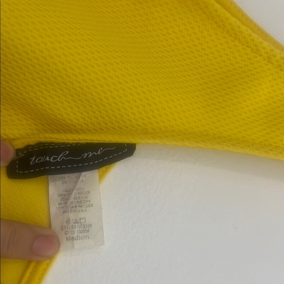 Casual Yellow Sleeveless Dress - Picture 6 of 6